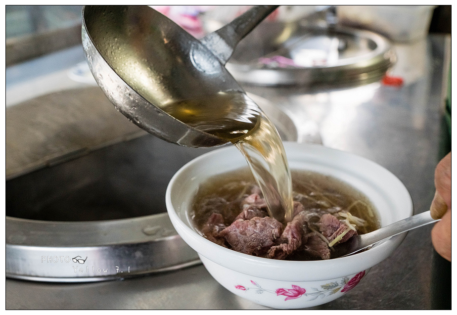 回憶與人情味熬煮的清甜--蠻牛牛肉湯(台南新營) 2015台南清燙牛肉節
